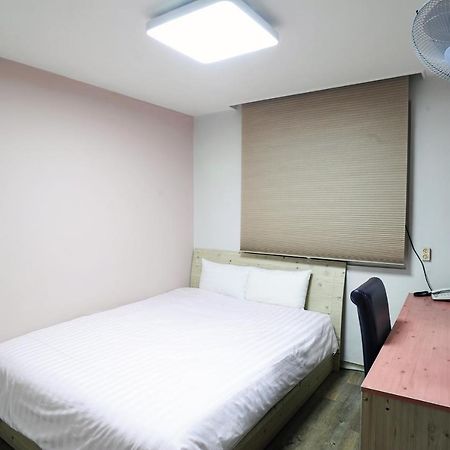 Saewha Hostel Seul Zewnętrze zdjęcie