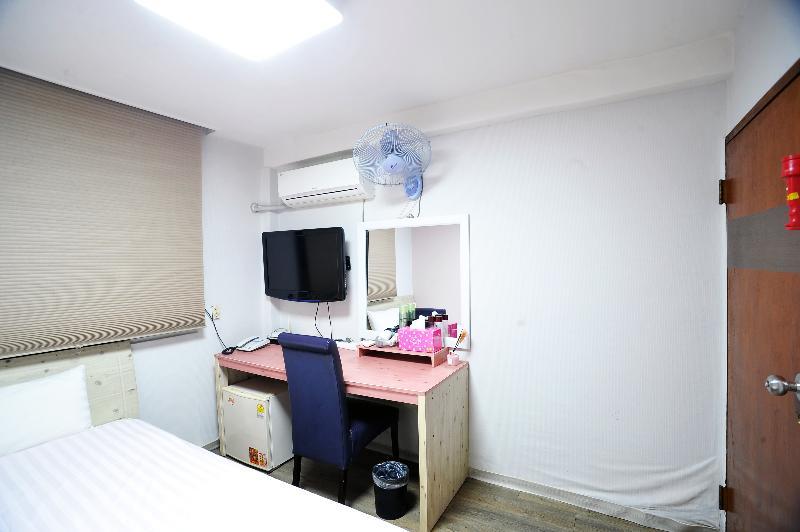 Saewha Hostel Seul Zewnętrze zdjęcie