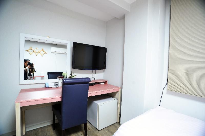 Saewha Hostel Seul Zewnętrze zdjęcie